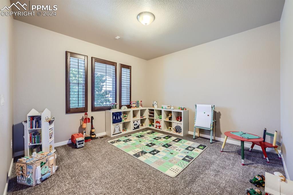 3094 Golden Meadow Way