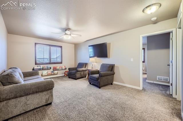 3094 Golden Meadow Way