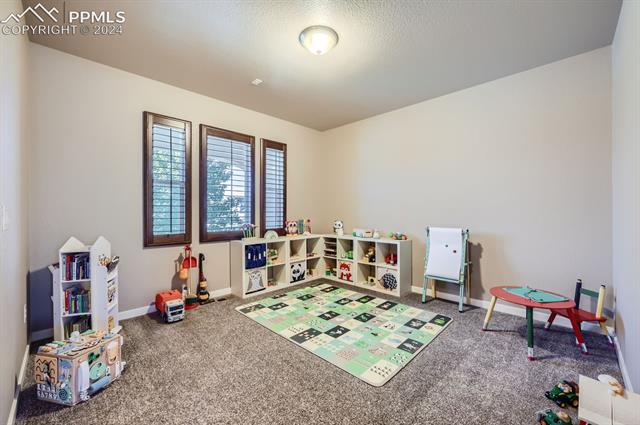 3094 Golden Meadow Way