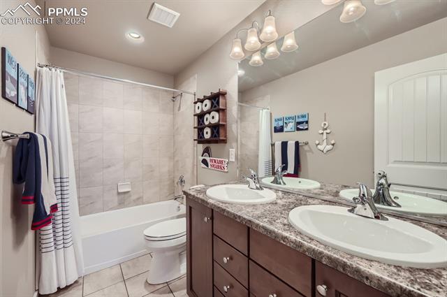 3094 Golden Meadow Way