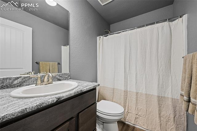 365 W Buttercup Way