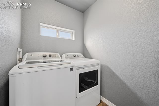 365 W Buttercup Way