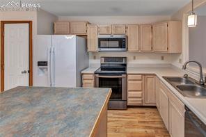 5876 Bow River Drive