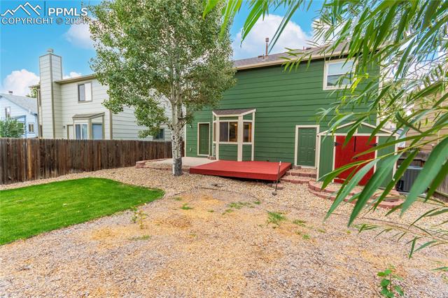 5876 Bow River Drive