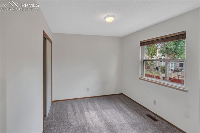 5876 Bow River Drive
