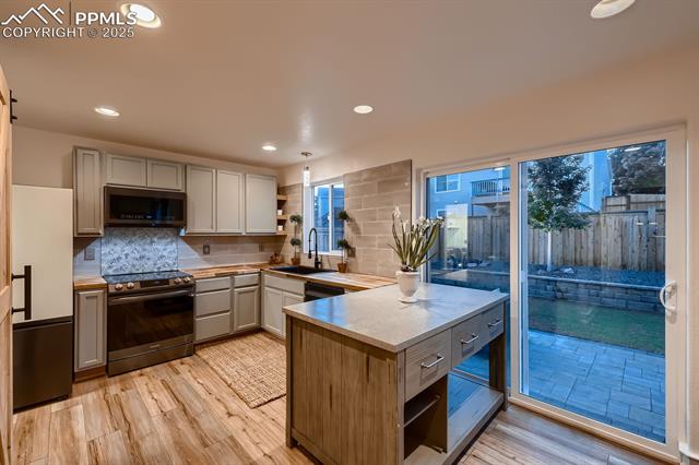 8367 Silver Glen Drive