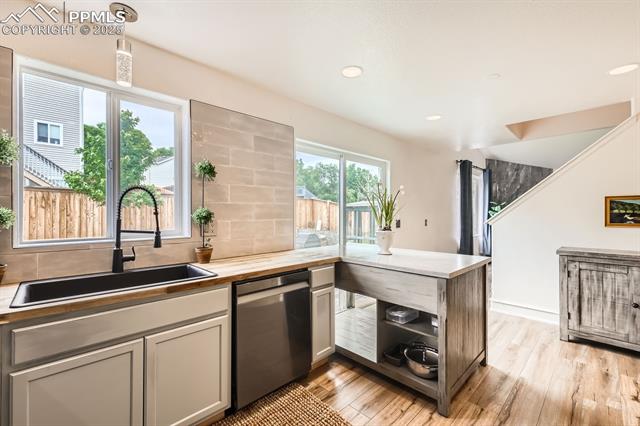 8367 Silver Glen Drive