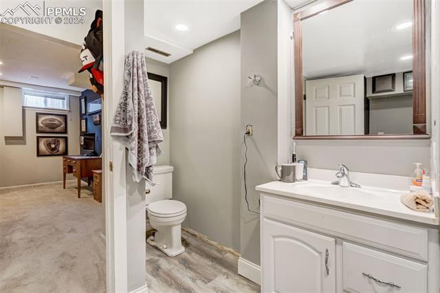 2424 N Nevada Avenue