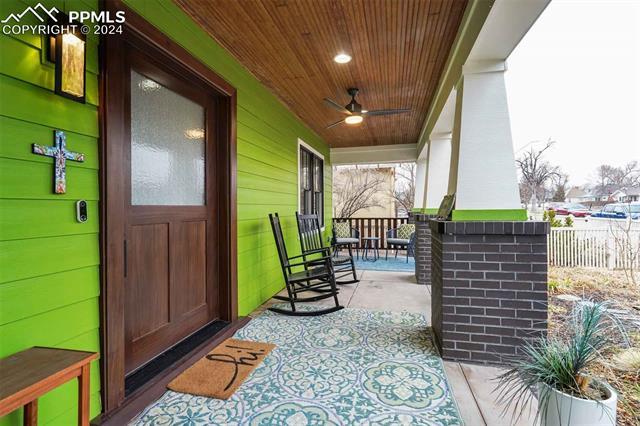 2424 N Nevada Avenue