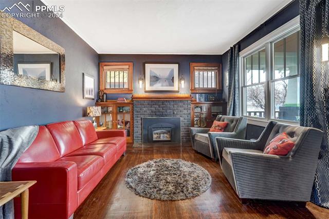 2424 N Nevada Avenue