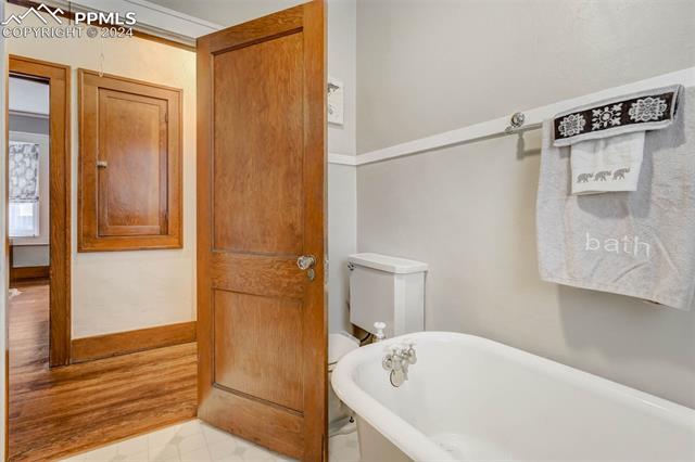 2424 N Nevada Avenue