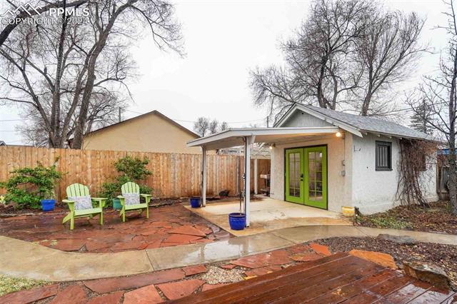 2424 N Nevada Avenue