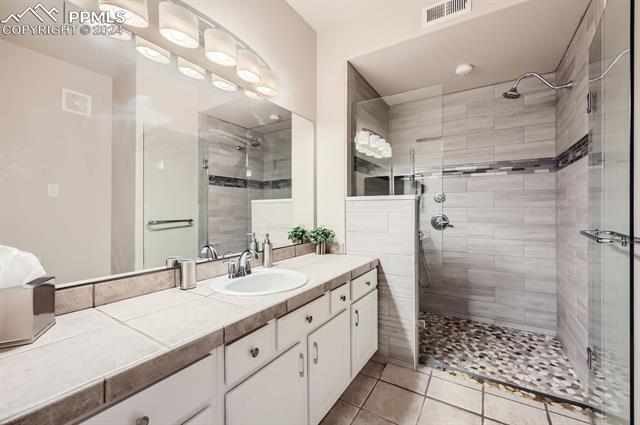 3976 Riviera Grove 103