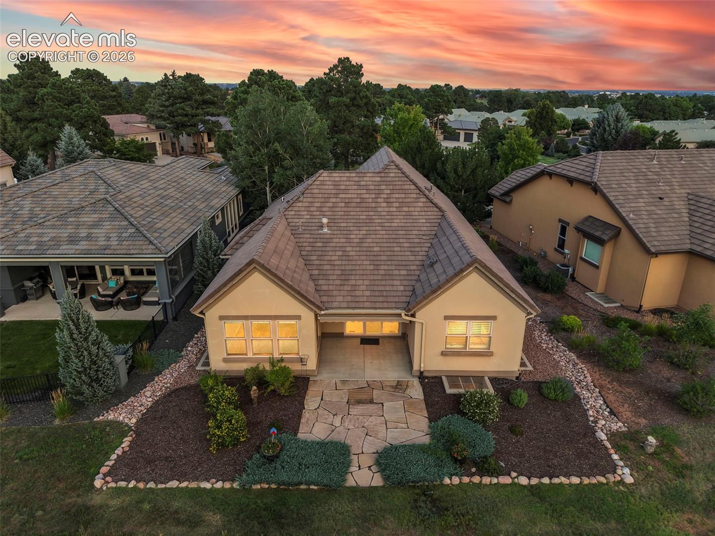 3424 Signature Golf Point