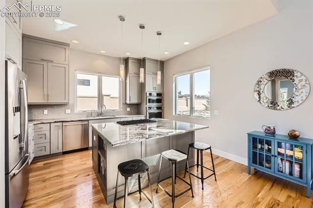 3097 Treeline View