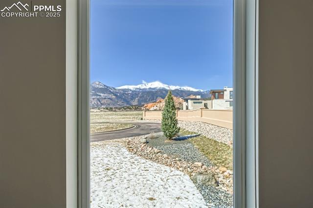 3097 Treeline View
