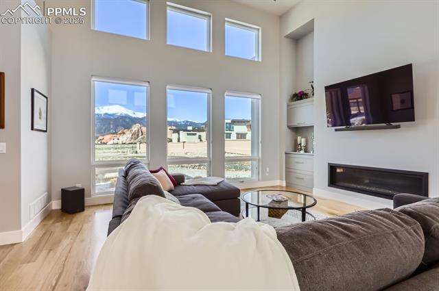 3097 Treeline View