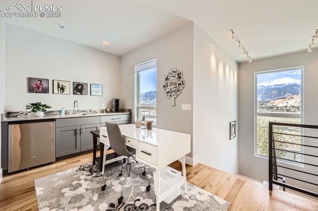 3097 Treeline View