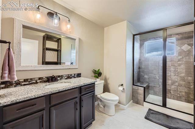 10549 Kelowna View