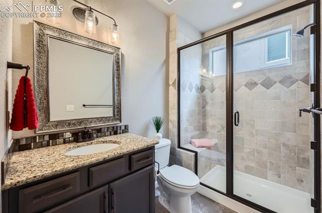 10549 Kelowna View