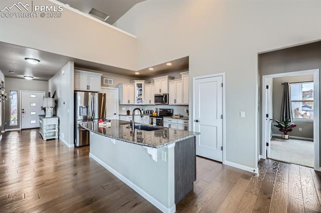 10549 Kelowna View