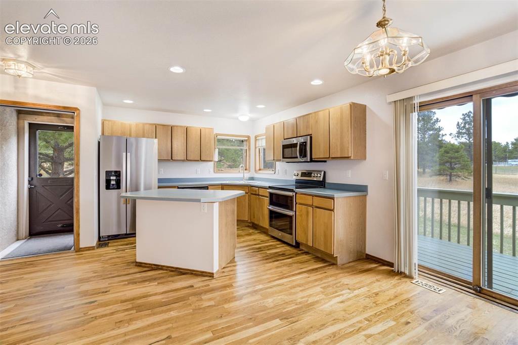 2525 County Line Road