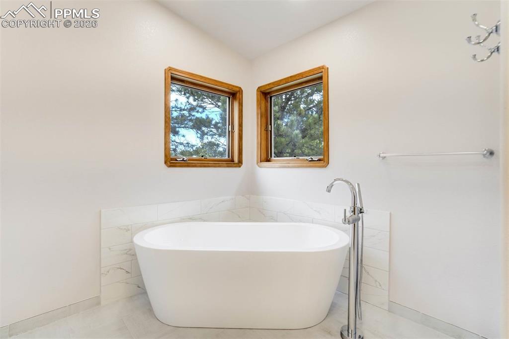 2525 County Line Road