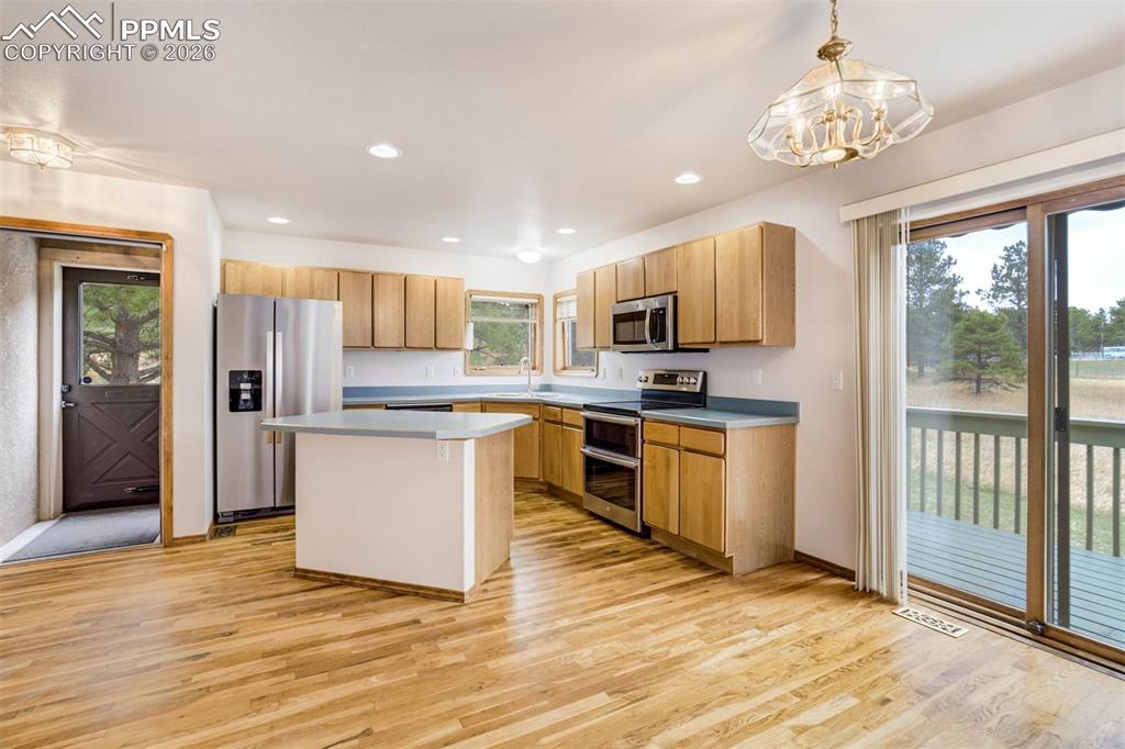 2525 County Line Road