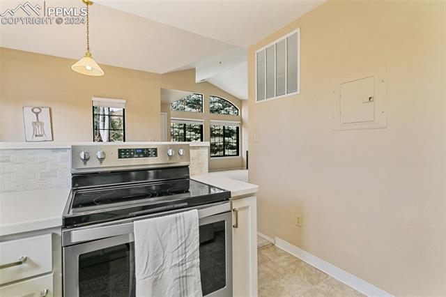 2187 Denton Grove 203