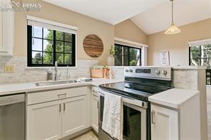 2187 Denton Grove 203