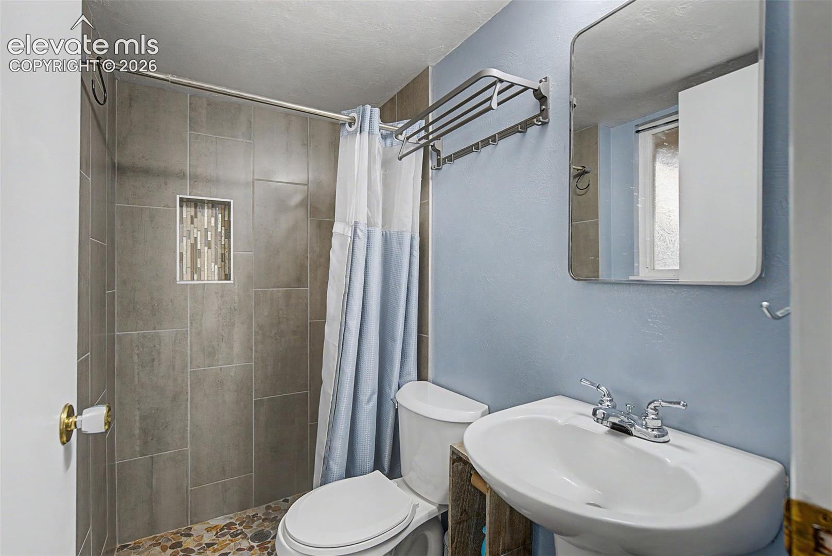 2110 Greenwich Circle