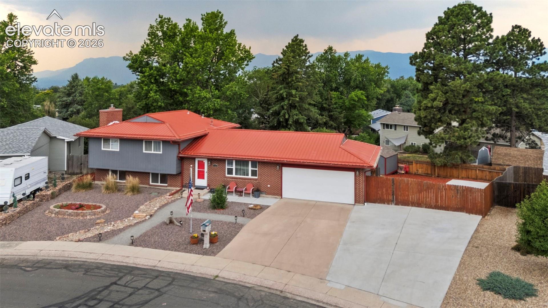 2110 Greenwich Circle