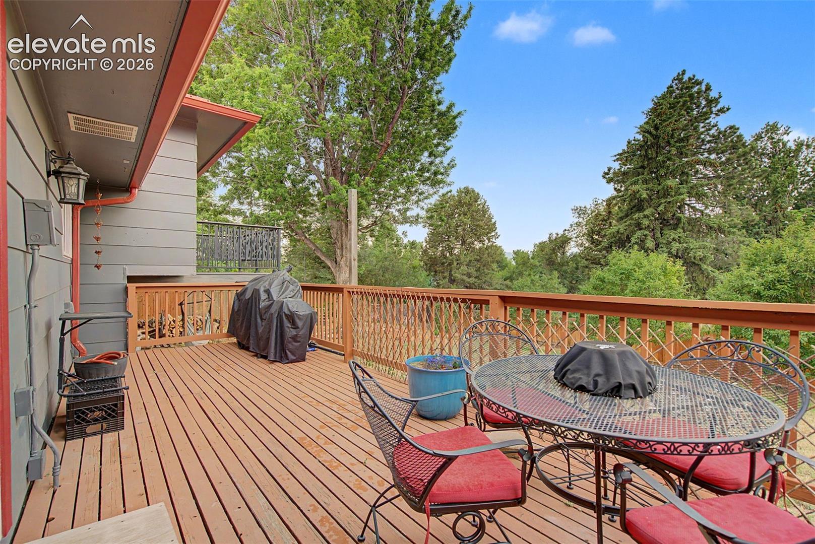 2110 Greenwich Circle