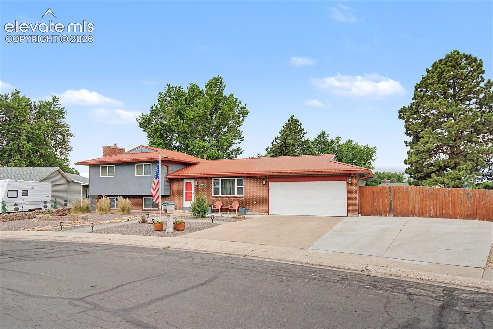 2110 Greenwich Circle