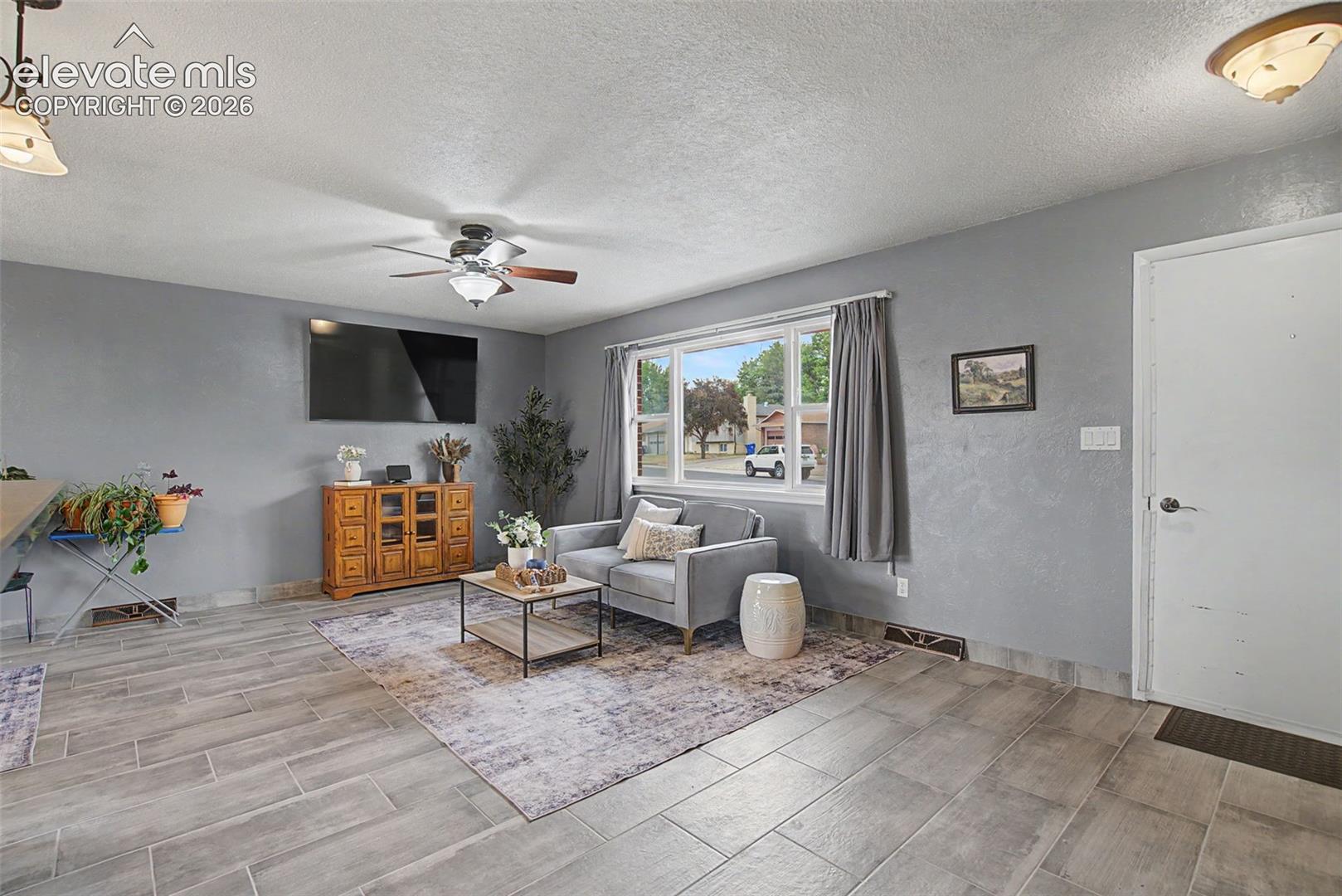 2110 Greenwich Circle