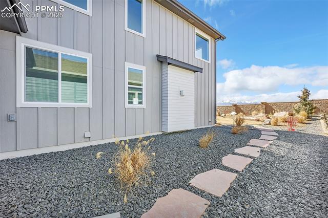 8542 Noreen Falls Drive