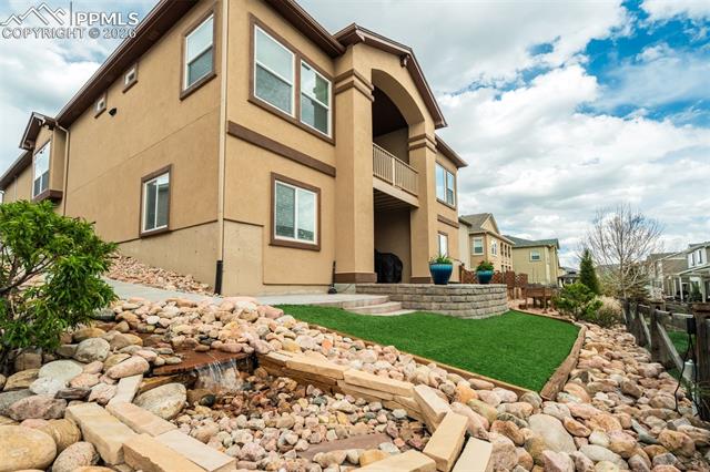 6898 Sedgerock Lane