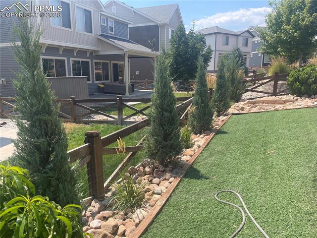 6898 Sedgerock Lane
