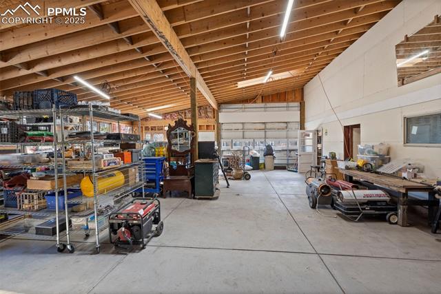 100 Kinnikinnik Drive