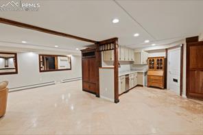 100 Kinnikinnik Drive