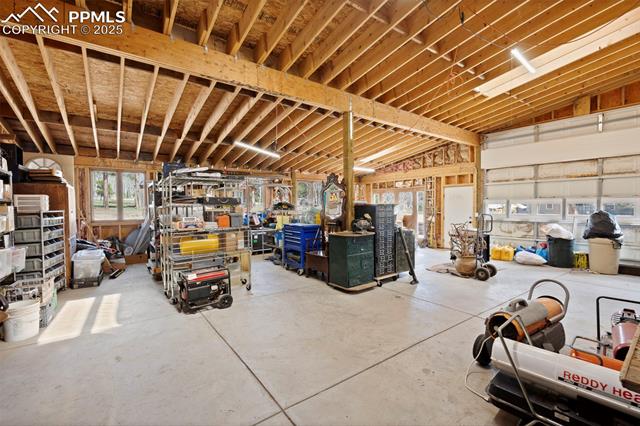 100 Kinnikinnik Drive