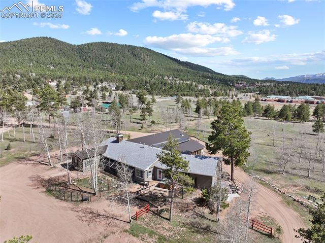 100 Kinnikinnik Drive