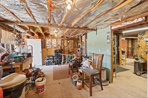 100 Kinnikinnik Drive
