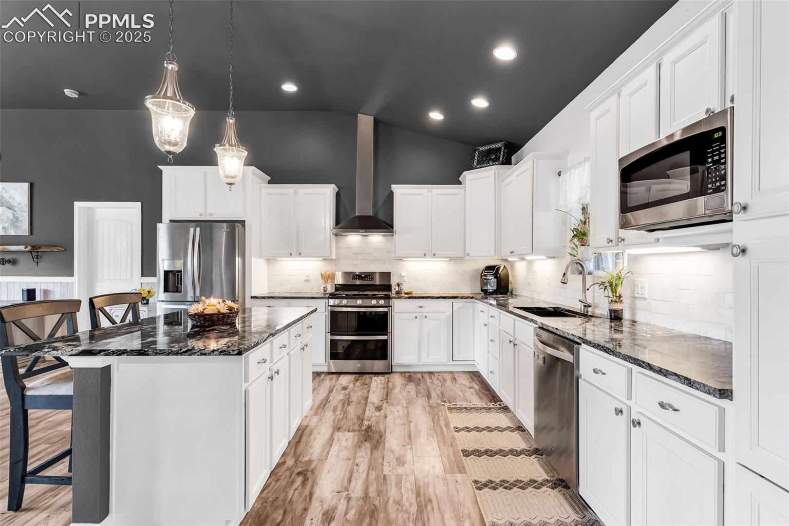 10380 Coyote Lane