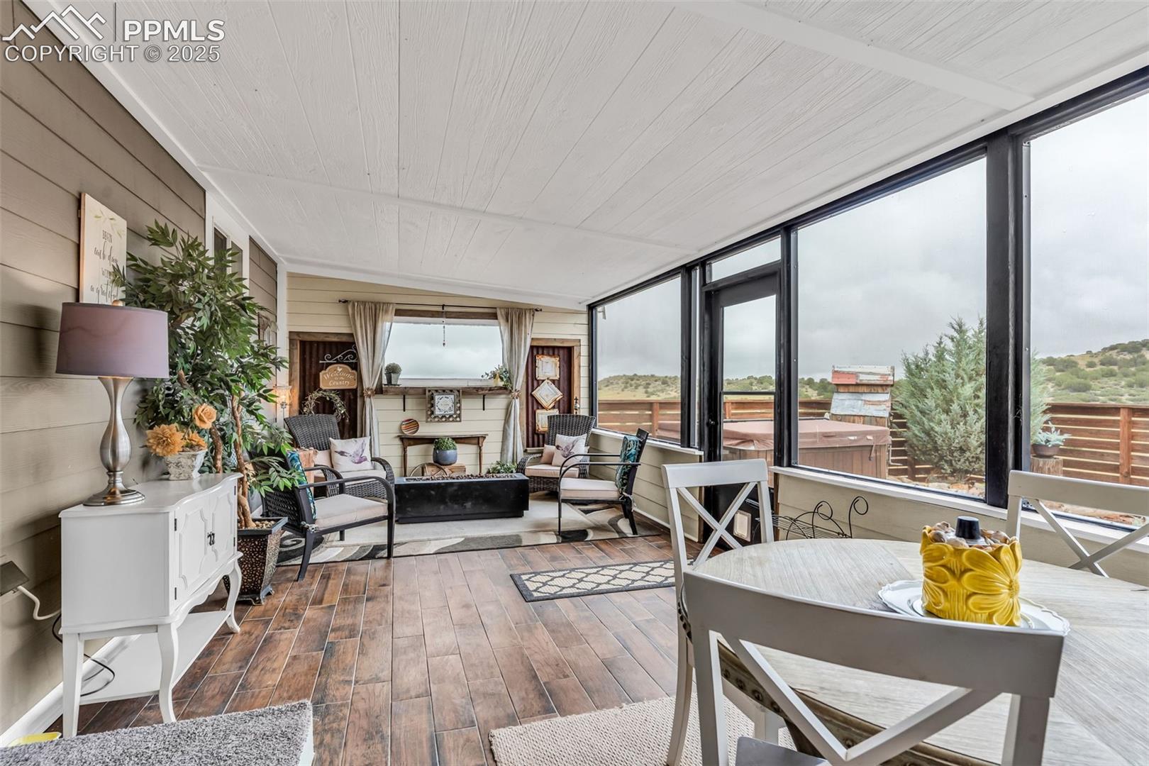 10380 Coyote Lane