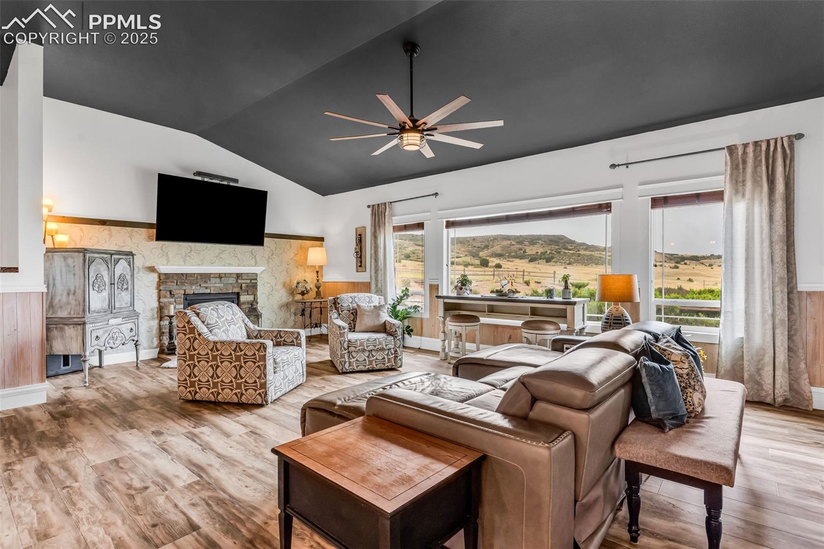 10380 Coyote Lane