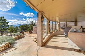 1025 Garlock Court