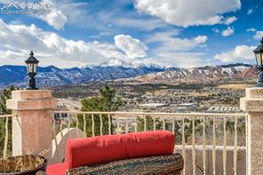 1025 Garlock Court