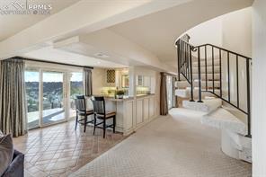 1025 Garlock Court