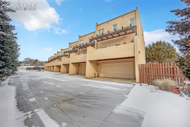 3215 W Pikes Peak Avenue